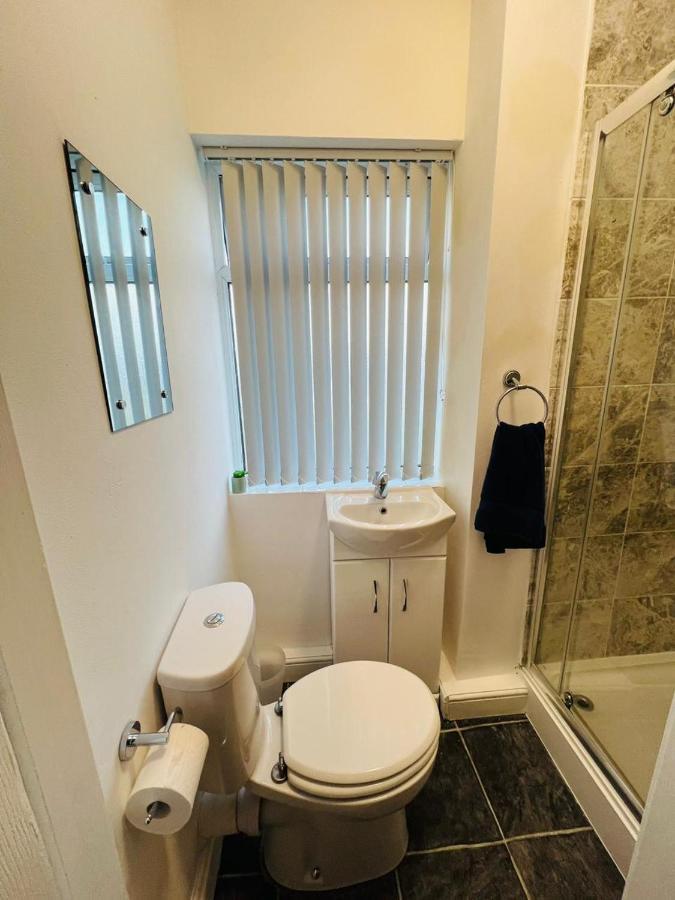 Luxury Double & Single Rooms With En-Suite Private Bathroom In City Centre Stoke On Trent Экстерьер фото